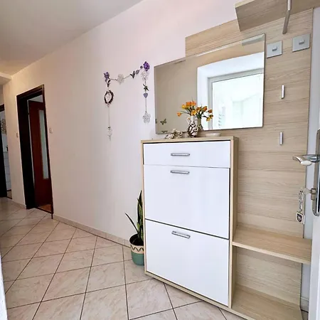 Apartman Car By Interhome