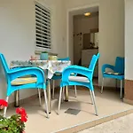 Apartament Car By Interhome