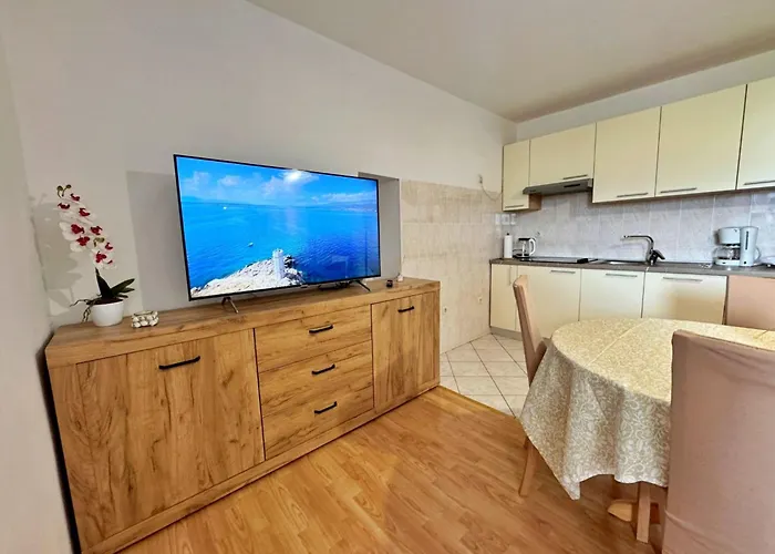 Car By Interhome Apartament