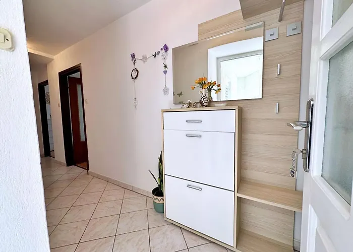 Apartament Car By Interhome