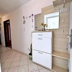 Apartamento Car By Interhome