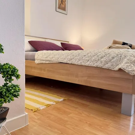 Car By Interhome Apartamento Šilo