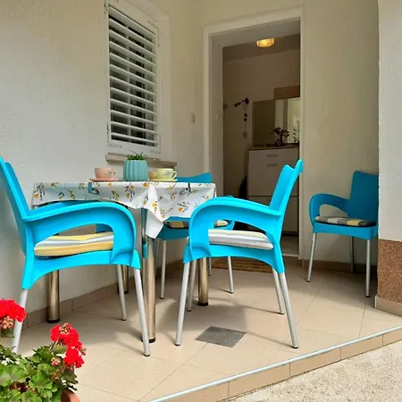 Apartament Car By Interhome